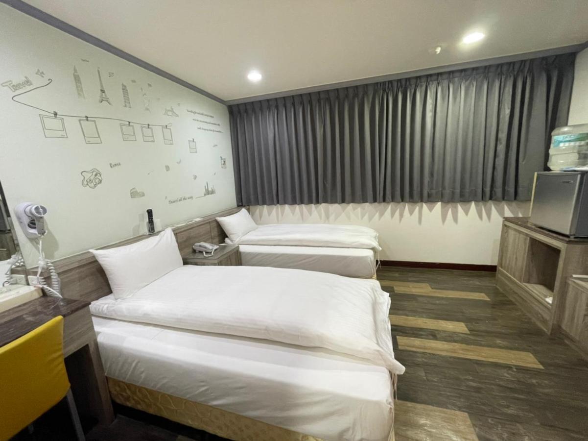 A22 Wei Lu Hotel Csungli Kültér fotó