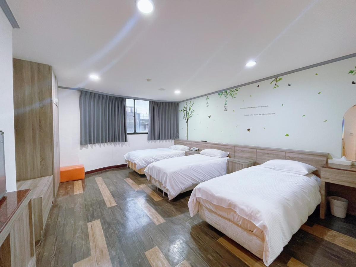 A22 Wei Lu Hotel Csungli Kültér fotó