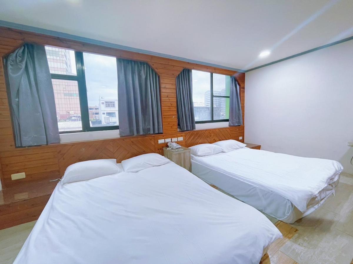 A22 Wei Lu Hotel Csungli Kültér fotó