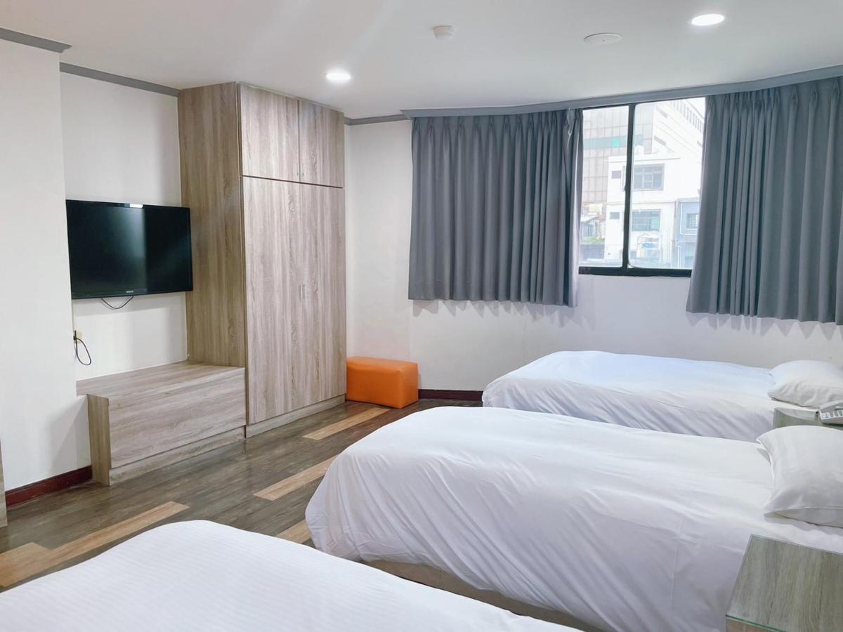 A22 Wei Lu Hotel Csungli Kültér fotó