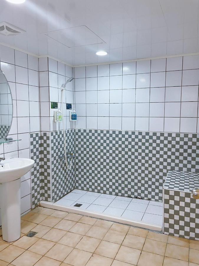 A22 Wei Lu Hotel Csungli Kültér fotó