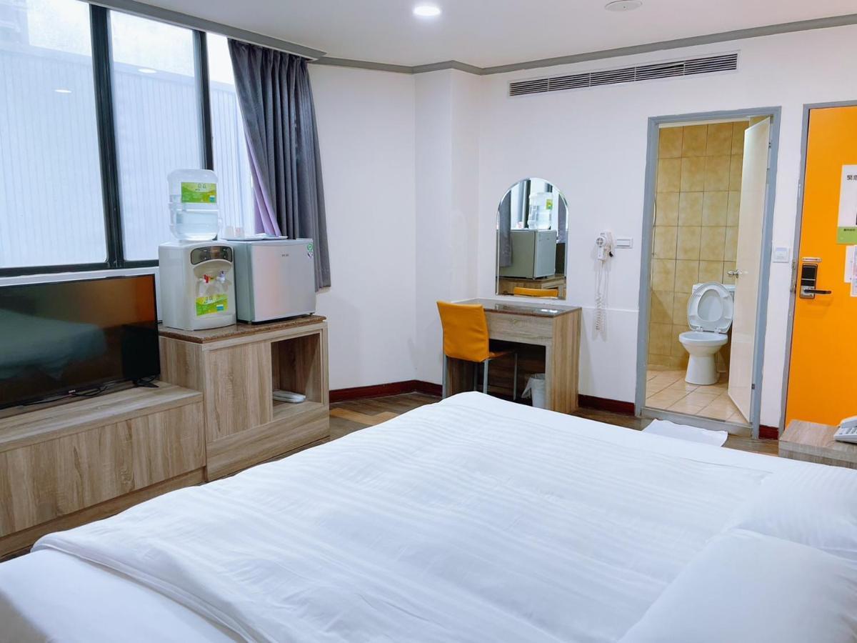 A22 Wei Lu Hotel Csungli Kültér fotó